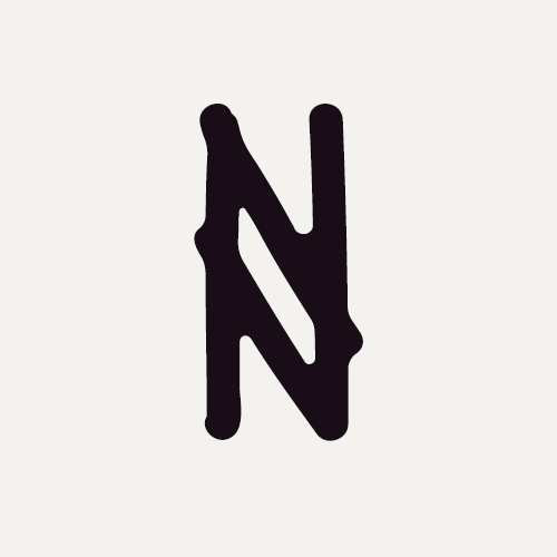 Letra N de la tipografía Nazaré